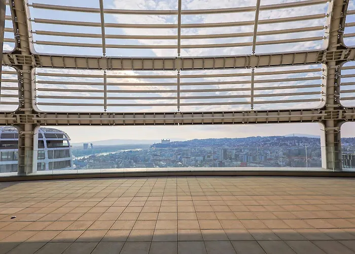 Skypark Tower 3- Free Parking And Views Bratislava