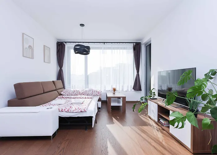 Апартаменти Skypark Tower 3- Free Parking And Views