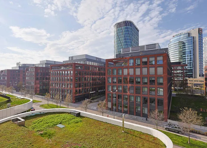 Apartament Skypark Tower 3- Free Parking And Views Bratislava