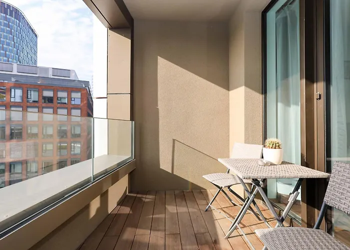 Skypark Tower 3- Free Parking And Views Apartamento Bratislava