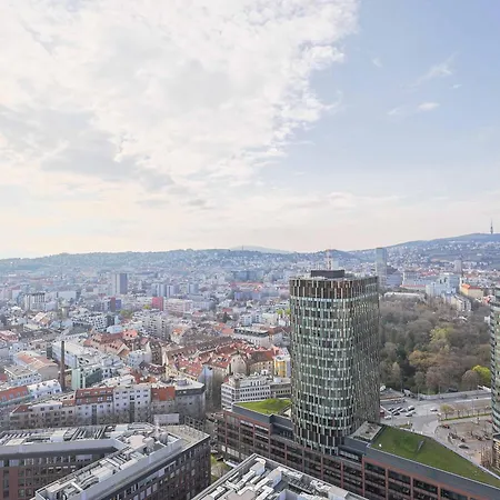 Skypark Tower 3- Free Parking And Views Apartment