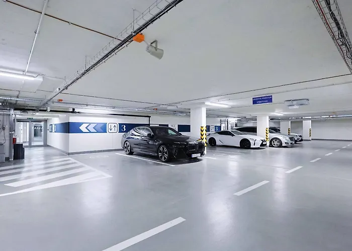 Skypark Tower 3- Free Parking And Views Daire Bratislava
